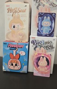 Crybaby 飛天小女警 未開 $80坐坐 甜絲絲 拆盒未拆袋 $80Labubu 3.0 希望 $230Labubu 3.0 忠誠 $200全走$550