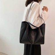 handbag murah carlo rino tote bag original Tote Bag Women's Summer 2023 Versi Korea Bergaya Baharu B