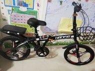 實拍相-20吋摺疊單車 135-175cm人士 雙碟剎+雙避震+7變速+雙摺疊 黑／白／紅色 988元，包安裝／包送貨  另16吋938元 ，改三刀葉B款加50元／改多刀葉C款加80元  Bbcwpb