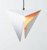 LANPU GANTUNG MINIMALIS SEGITIGA