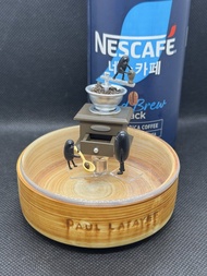 🔥 展品 🇭🇰 香港加油 🔥  日本服飾品牌 Graniph Beautiful Shadow ☕️ 黑豆人 🫘 微景觀擺設 🚫 Not for Sale