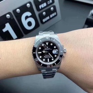 Luxury watch Rolex Submariner