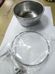 世界寵物百寶箱~3號(小大)深碗 白鐵碗架組&gt;寵物 餐具 掛籠不鏽鋼碗 白鐵碗 食盆,食碗&gt;整組販售&gt;編號E11