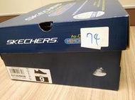 1318] Skechers #9 藍底白字鞋盒包裝盒{邊角有壓痕 便宜賣}球鞋紙盒(只有盒子，沒有物品)