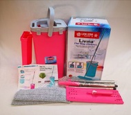 特價：全新Lion Star 地板拖把連筒）-$100(原價-$160)  詳情： - 乾濕兩用清潔：幹用，可吸附灰塵和頭髮； 濕用去除油脂和污漬 - 超細超細纖維地板擦有效地捕捉灰塵和油脂，並且具有