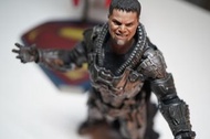 Hot Toys Man of Steel Zod & Superman 1/6 Figure