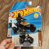 HW* Genuine 1:64 Car Model Hotwheels TESLA CYBERQUAD