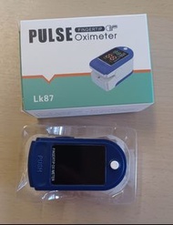 Pulse Fingertip Oximeter 血壓計