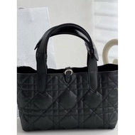 Beg Toujours Lady Dior, versi menegak, beg gaya etnik, beg tote, versi kecil mendatar, beg bahu, beg