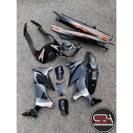 COVERSET ORIGINAL HLY YAMAHA 125 125z 125zr HITAM OREN STRIPE/STICKER SIAP TAMPAL PERCUMA EMBLEM HON