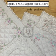 QIHAH ALAS SUJUD EXCLUSIVE