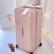 Super large, absolutely shatterproof PP plastic suitcase, size 28 inches 32 inches