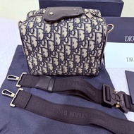 Dior LINGOT 22 經典藍色老花拼斜包/相機包