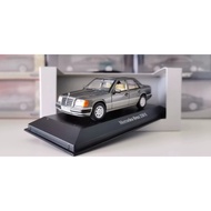 [Ready Stock 1 Set] [Sale] Minichamps Mercedes-Benz 230E 1/43 Mini Cut Mercedes-Benz 230E (1991) Cha