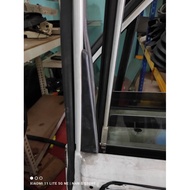 🇯🇵 Penutup pillar pintu belakang Daihatsu move l9 Perodua kenari