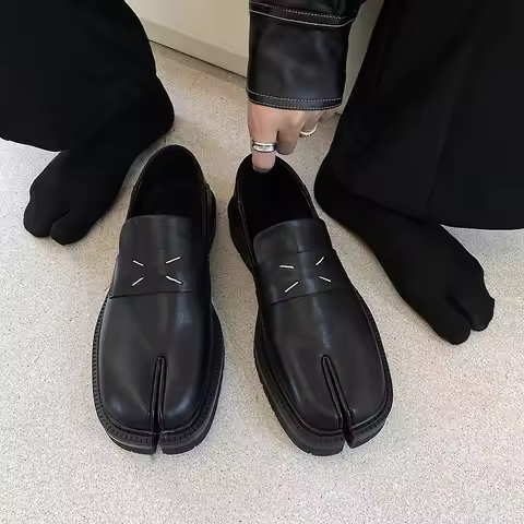 Mens Cow Leather Tabi Shoes, Loafer for Men and Women Split Toe Thick Sole Casual Leather Casual Sho