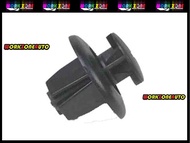Toyota Hilux LN107 LN166 Inner Fender Clip Black