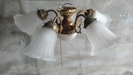 古典歐洲玻璃花朵造型：五燈吸頂燈(餐桌燈) —古物舊貨、懷舊古道具、擺飾收藏、早期民藝、老臺灣燈具收藏