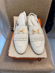 Hermes 白色流蘇loafer鞋