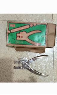 日本MAX雞眼鉗