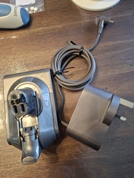 Dyson V10/V11 原廠充電器及電池