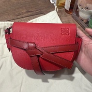 loewe mini gate 斜背包 紅色