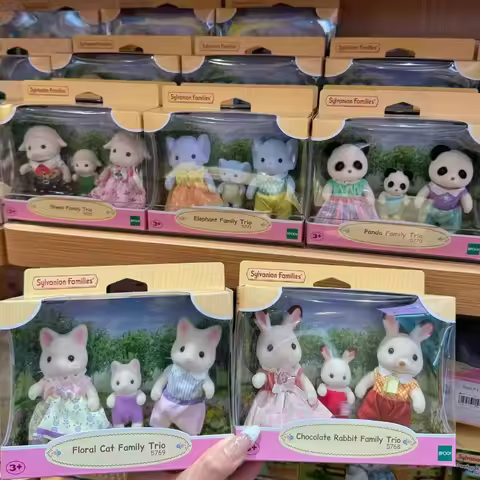 Sylvanian Families Aceessories Figures Original Popcorn Car Love Rat Dolls for Girls Kids Toys Girl 