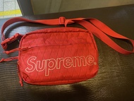 Supreme 紅色斜孭袋