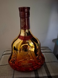 Hennessy X.O. Extra Old Cognac CNY 2023 Limited Edition Gold Bottle with Gift Box