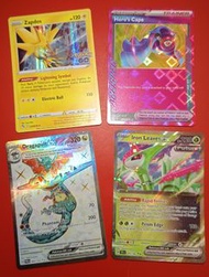 M50 超靚 Mint 多龍巴魯托 Dragapult ex FULL ART $220 / 鐵斑葉 Iron Leaves ex Double Rare $45 / 雷鳥 Zapdos Pokemo