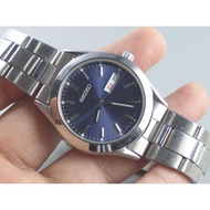 Second-Hand Japanese Vintage Watch Seiko 7N43 9080 Blue Dial Men's Quartz Round 40mm