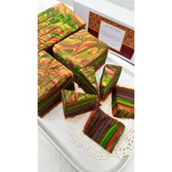 [Halal] KEK LAPIS BY LEYNEYASMIN MOIST & SEGAR