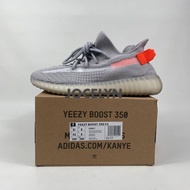 Kasut kasut teratas Adidas Yeezy Boost 350 V2 lampu belakang