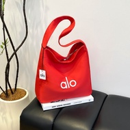 Alo New Yoga Bag Fitness Bag Alo Cross-border Yoga Bag Shoulder Handbag Outdoor Sports Bag Tote Bag 