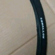 700C x 23 C Swallow Black Outer Tire