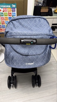 Combi 嬰兒車