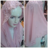 hijab instan Swarovski model yeni Wahid