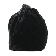 二手 Prada 黑色天鵝絨抽繩袋（B8004），NERO 顏色，義大利製。