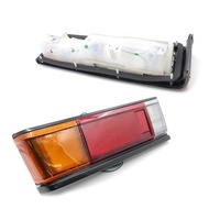 ไฟท้าย + ขั้วไฟ 1 คู่ ซ้าย/ขวา โตโยต้า โคโรลล่า E70 KE70 TE70 TE71 TE72 ปี 2522 - 2530 TOYOTA COR