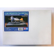 TAMIYA 89581 U.S.NAVY BREWSTER F2A-2 BUFFALO WITH PROPELLER ACTION