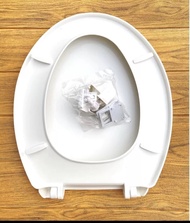 Nắp đậy bồn cầu Viglacera sử dung cho các mã 1 khối sau: BL5 C109 V35 V37 V38 V39 V41V45 V63 V64 V1