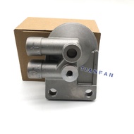 Komatsu อะไหล่รถขุด PC200-7ไส้กรองน้ำมันเชื้อเพลิง PC130-7ประกอบที่อยู่อาศัย PC120-7หัวกรองไส้กรองน้