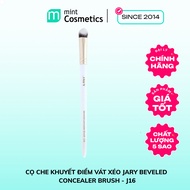 Jary Beveled Concealer Brush - J16