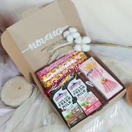 Hadiah Wisuda | Valentine Snack Box | Free Gift Card | Gift Box Snack