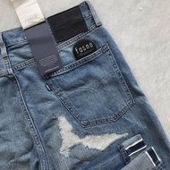 [ 🇯🇵 JAPANESE #SELVEDGE DENIM ] ORIGINAL LEVI’S Ripped 502 Taper Made &amp; Crafted. Color : Vintage Light Blue Wash.