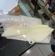 อะไหล่แท้ KAWASAKI ฝาครอบ R (ขวา) KR150 แท้ งานดิบแท้คุณภาพสูง ราคาพิเศษ [36001-1564-NP]