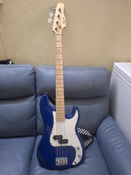 Chord Electric Bass Guitar
