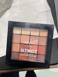 NYX Ultimate eyeshadow 16色眼影