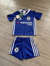 全新 ADIDAS 2T 童裝 英格蘭球隊切爾西 (Chelsea FC) 足球衣