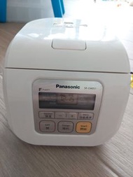 Panasonic 樂聲牌小型電飯煲 SR-CM051